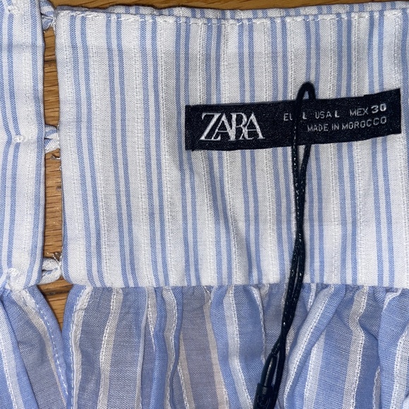 New Zara Blue and White Striped Open-Back Cropped Tank Top - Picture 13 of 16